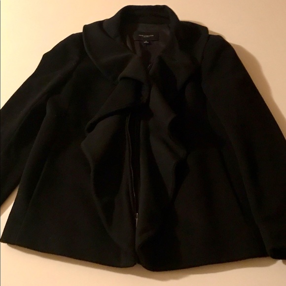 Ann Taylor 🌟 100% Wool Black Coat - Size M - Picture 3 of 6